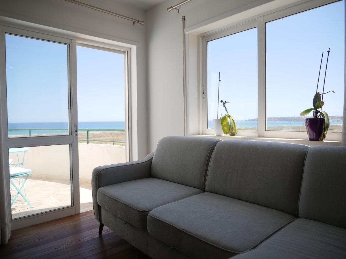 Cozy Apartment With Sea View Over Meia Praia Lagos Eksteriør bilde